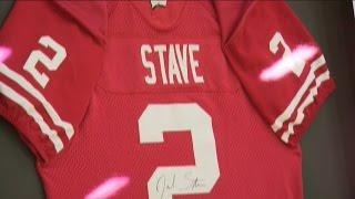 Badgers QB Joel Stave visits alma mater Whitnall HS