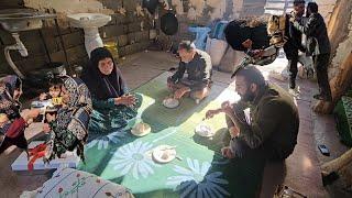 The pure moments of Farzaneh's meeting with his parents in the nomadic area