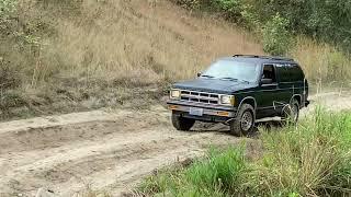 1994 S10 blazer Off-road footage