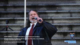 MARK DONNELLY SINGS 'O CANADA' NATIONAL ANTHEM AT ANTI-MASK RALLY AT VANCOUVER ART GALLERY