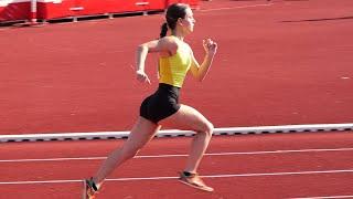 Block Start 400 m Girls Super Slow motion