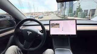 Tesla FSD v13.2.8 Finally Solves Tough Alderwood Left Turn from Right Side Lot 