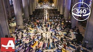 Yoga Class at Grace Cathedral in 360°