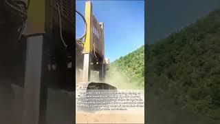 Slope Surfer: The Gravity-Defying Dance of a Piling Rig!