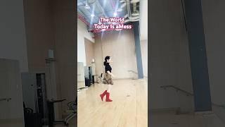 더 월드 투데이 이즈 어 메스/#고산노인복지관 #강사최은희 #초급라인댄스2반#리믹스#올드팝송#스텝설명