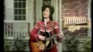 Loretta Lynn - Fist City