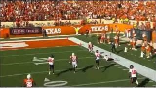 Fozzy Whittaker (Texas) 100-yard Kickoff Return