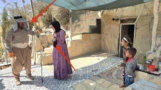 Nomadic Lady's Hopeful Smile: Recruiting a powerful and gigantic master builder
