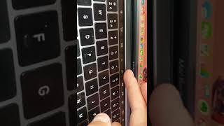 UKSL MacLab - MacBook Pro A1989 TouchBar Testing after Replacement