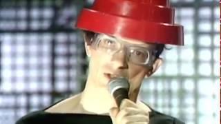 Devo - Girl U Want (Live on Fridays 1980)