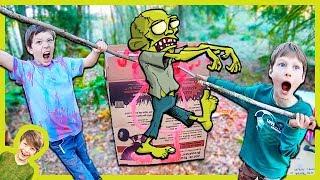 ATTACK OF THE ZOMBiE BOX FORTS!