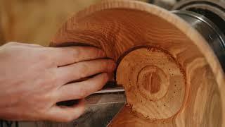 Woodturning - An olive-ash salad bowl from a seasoned bowl blank - Long Version (ASMR ish)