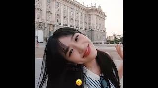 레이의 과한 칭찬에 의심하는 유진