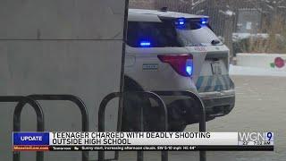 Teen charged in connection with deadly shooting outside Benito Juarez High School in Chicago