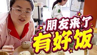 朋友来家做客，做陈佩斯老师的祖传陈氏醋卤面 | 大表姐Vlog