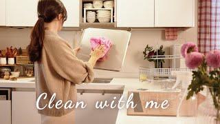 Easy Kitchen cleaning that makes an old kitchen look newㅣCleaning & Cooking with meㅣMotivation VLOG