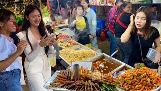 Best Cambodian street food - Walking tour @ Phnom Penh Night Market Delicious Plenty of food