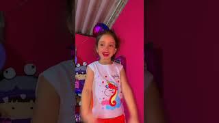 Liannel Denisse 4 años bailando y cantando ahora que te vas