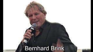 Bernhard Brink  im Schützenzelt.