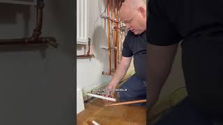 Plumbers Top Tips!  #plumber #shorts #toptips #copperpipes #allenhart #diy