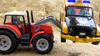 Tractor rescue and assemble police car - Collection toy car videos