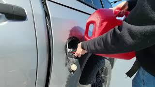 HOW TO PUT GAS IN A VEHICLE USING A GAS CAN