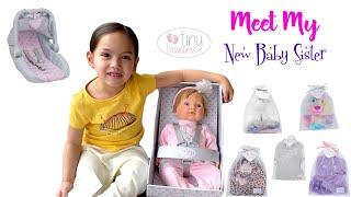 Lauren unboxing her Tiny Treasures SS20 Realistic Baby Doll