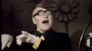 Arthur Askey - Busy Bee