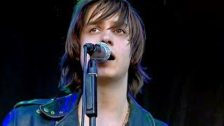 The Strokes - Reptilia (T in The Park 2006) (10)