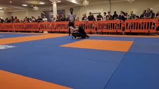 Submission Arts United Mississauga jiujitsu match purple belts Irtaza Farhan VS Mathieu Fecteau