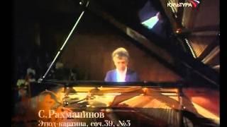 Vladimir Ashkenazy plays Rachmaninoff Etudes-Tableaux op. 39 - live video