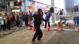 Crazy Dancing Dude, Manchester City Centre, 28/07/12