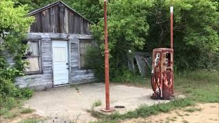 Remote Abandoned Gas Station , Abandoned Gas Station In The Middle Of Nowhere.