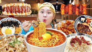 Korean cartoon cafe MUKBANG 만화카페 만화방 인기메뉴 먹방! Tteokbokki Spicy Noodles | HIU 하이유 | HIU 하이유