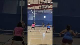 Splitting the Defense: Perfect #Pickleball Middle Shots 