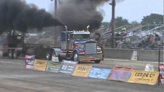 Nate August pulling his Kenworth at Meadville