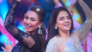 Hum 22nd Style awards. Saba Qamar X Reema Khan full dance. Full Ultra HD.