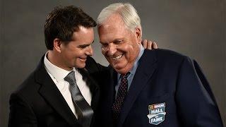 Hendrick thanks his NASCAR family in Hall of Fame speech