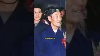 民国时期，一位戴冠巾，穿道袍的华山道士红光满面。华山是道教主流全真派的圣地。#historic #history #image #china #chinahistory #qing #historia