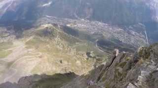 Crazy Wingsuit Flight - The Great Dario -  Graham Dickinson & Dario Zanon