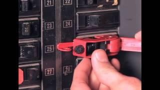 493B - Grip Tight™ Circuit Breaker Lockout