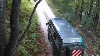 Mit dem VW Bus    Slowenien   Hinauf zum Berg Stol