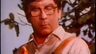 Classic Ads: Harvest Crunch Bars with Sam Kelly