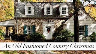 Old Fashioned Country Christmas with a Colonial Charm!  Primitives/Antiques