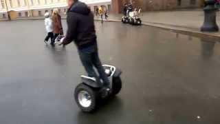 Как кататься на Сегвее (Segway). Дворцовая площадь в Санкт-Петербурге.