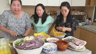 MẸ NẤU NỒI LẨU MẮM SIÊU TO CHUẨN BỊ ĐÃI KHÁCH | HUỲNH TRÍ BẢO
