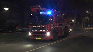 Brandweer beukt deur in bij brand in Rotterdam!