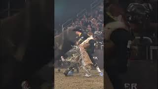Kaiden Loud vs The Colonel 