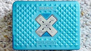 Sony EX655 Walkman Cassette Player, Rare Excellent Blue ! Working !