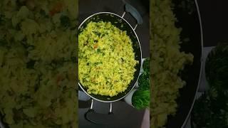 maharashtrian khande pohe पोहा  #shortsfeed  #maharashtrianfood #shortvideo